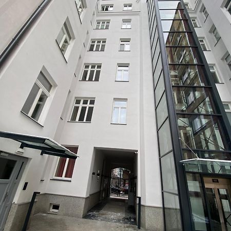 Radna Stay Varşovia Exterior foto