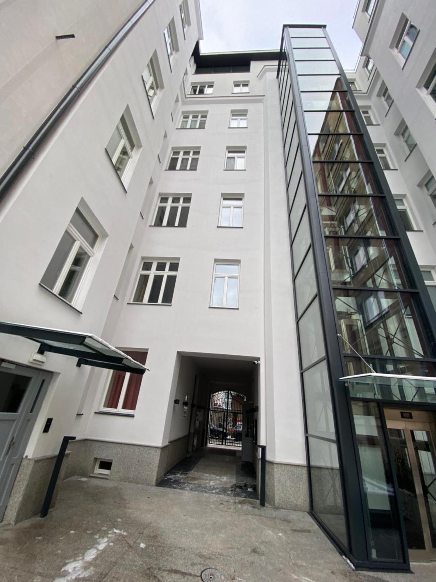 Radna Stay Varşovia Exterior foto