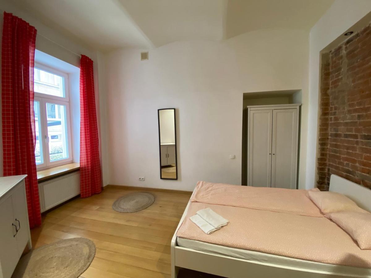 Radna Stay Varşovia Exterior foto